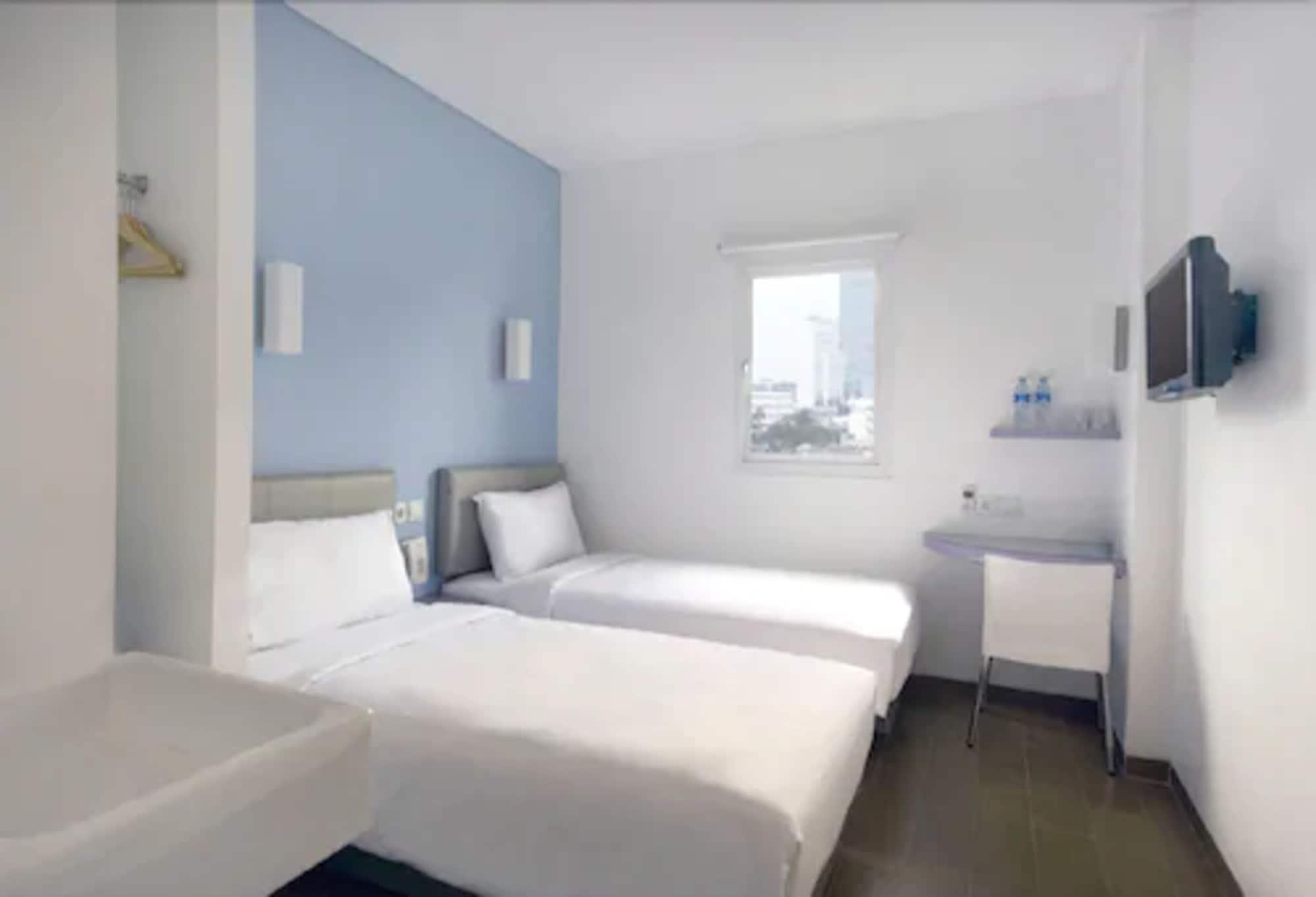 Amaris Hotel Senen Jakarta Værelse billede