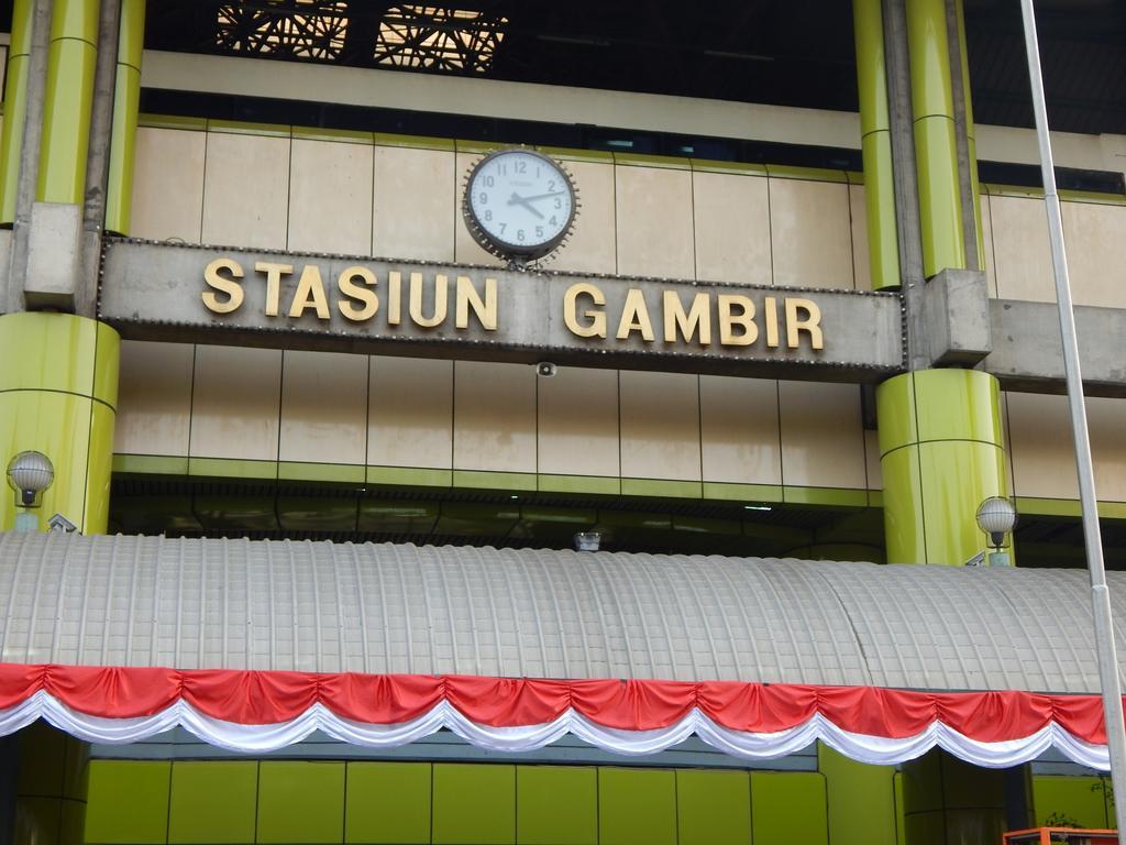 Amaris Hotel Senen Jakarta Eksteriør billede